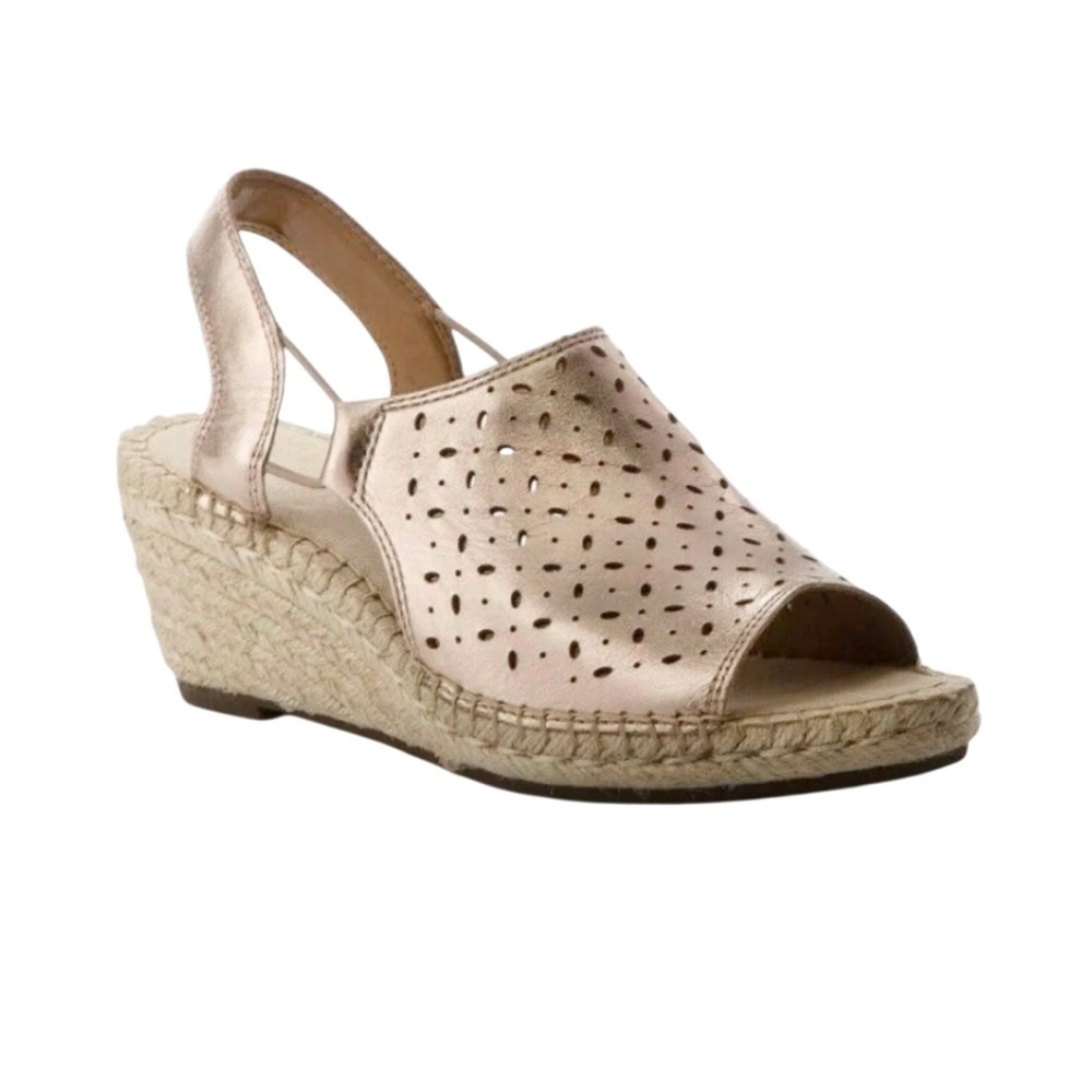 Clarks Petrina artisan gold metallic espadrille wedges women’s size 8.5